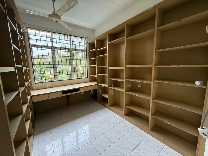 2-storey Terraced House for Sale in Taman Seremban Jaya (Rantau) - Mohd Aizat Saiful Bahri - Study - PropertyGuru.com.my