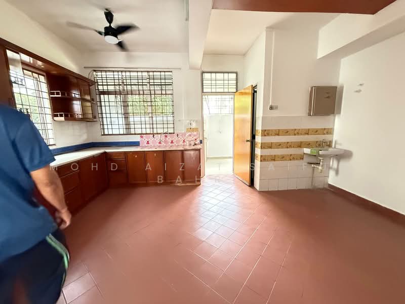 2-storey Terraced House for Sale in Taman Seremban Jaya (Rantau) - Mohd Aizat Saiful Bahri - Kitchen - PropertyGuru.com.my