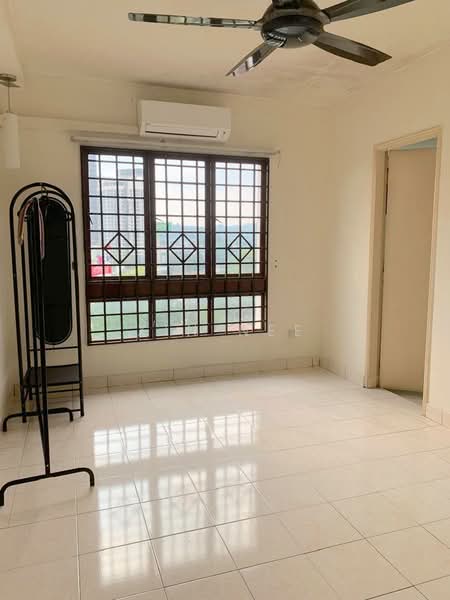 Condominium for Sale at Palm Spring @ Damansara - Xin Nee - Bedroom - PropertyGuru.com.my