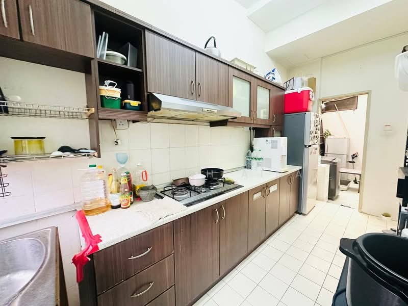 Rumah Kluster untuk Dijual di Bangi (Selangor) - Ustazah Aina - Kitchen - PropertyGuru.com.my