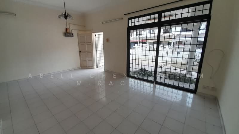 Rumah Teres 2 Tingkat untuk Dijual di Ipoh (Perak) - Abell Cheng (Team Miracle) - Living Room - PropertyGuru.com.my