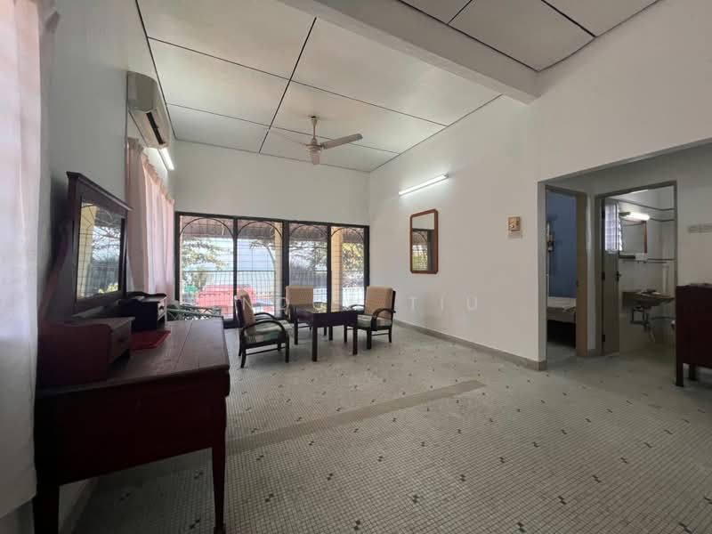 Semi-Detached House for Sale in Tanjung Bungah (Penang) - Enoch Tiu - Living Room - PropertyGuru.com.my