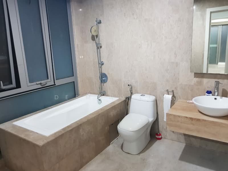 Service Residence for Rent at Bintang Fairlane Residences - Desmond Low - Bathroom - PropertyGuru.com.my