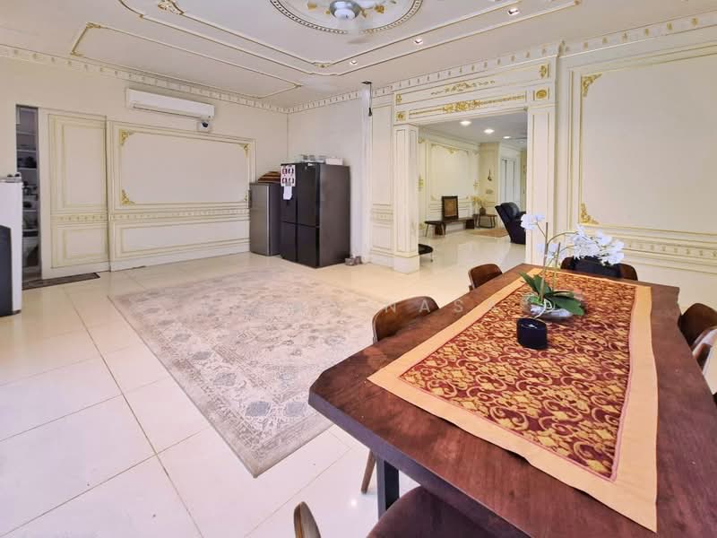 Bungalow for Sale in Ampang Jaya (Ampang) - Azian Nasa - PropertyGuru.com.my