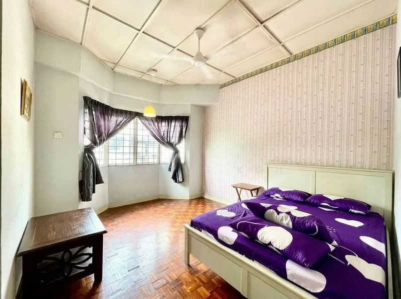 Rumah Teres 2-Tingkat untuk Dijual di Bandar Sri Damansara (Selangor) - Marcus Koh - Bedroom - PropertyGuru.com.my