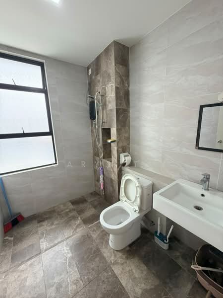 2-storey Terraced House for Sale in Taman Seri Austin (Tebrau) - Caryn Tay - PropertyGuru.com.my