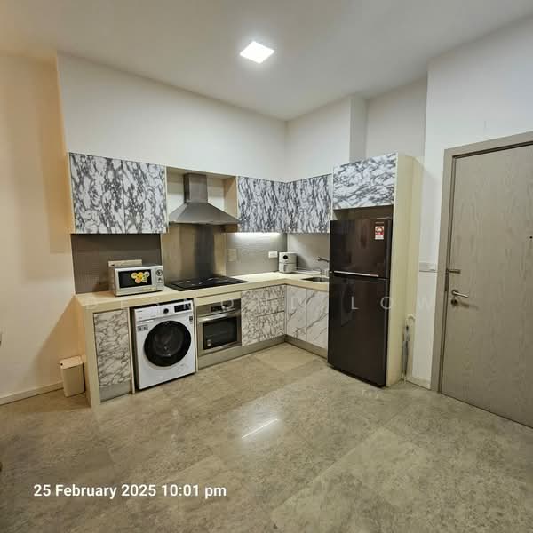 Service Residence for Rent at Bintang Fairlane Residences - Desmond Low - Kitchen - PropertyGuru.com.my
