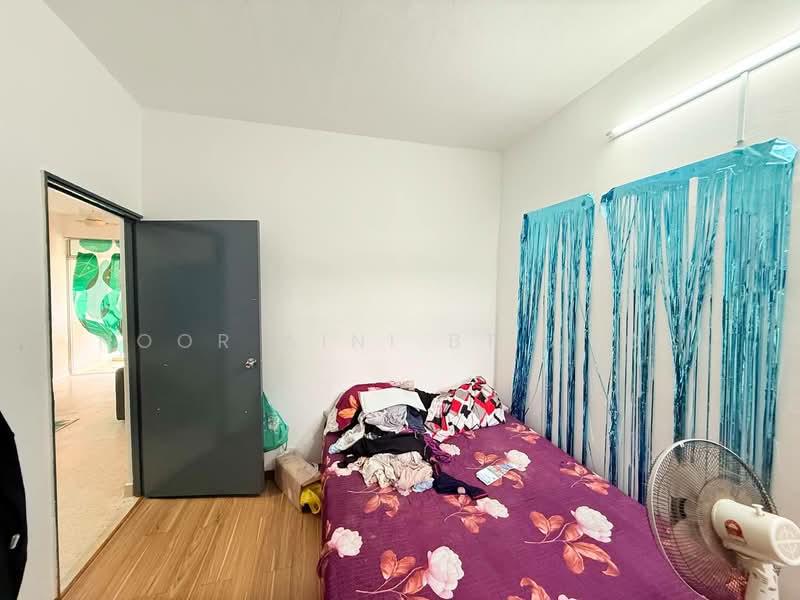 Apartment for Sale at Mahsuri Apartments - Noor Aini Bt Ayob - Bedroom - PropertyGuru.com.my