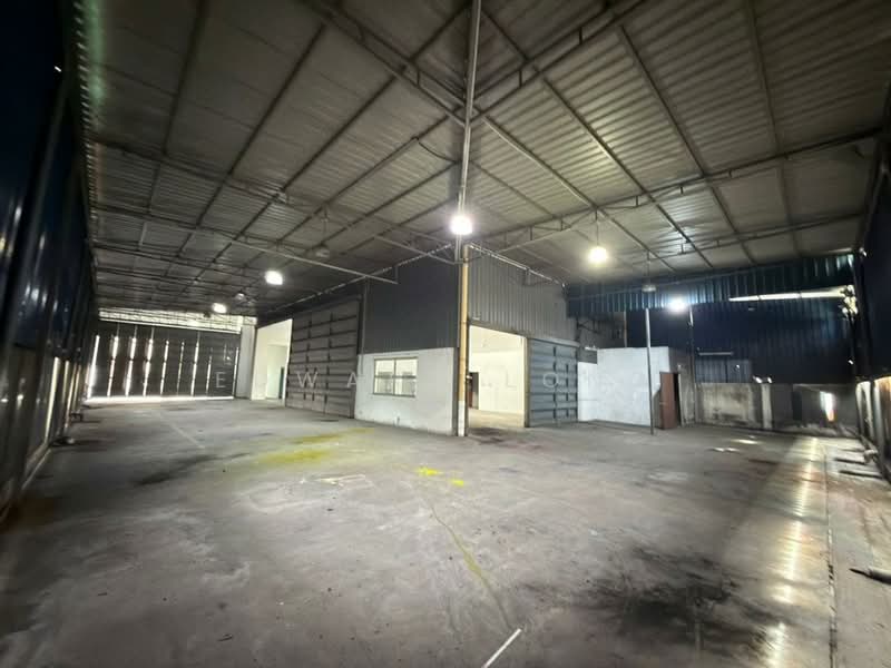 Kilang untuk Disewa di Taman Perindustrian Taming Jaya (Balakong) - Edward Long - Interior - PropertyGuru.com.my