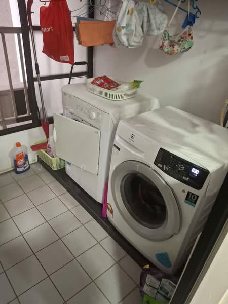 Condominium for Rent at Mont Kiara Palma - Jordan Tang - Balcony - PropertyGuru.com.my