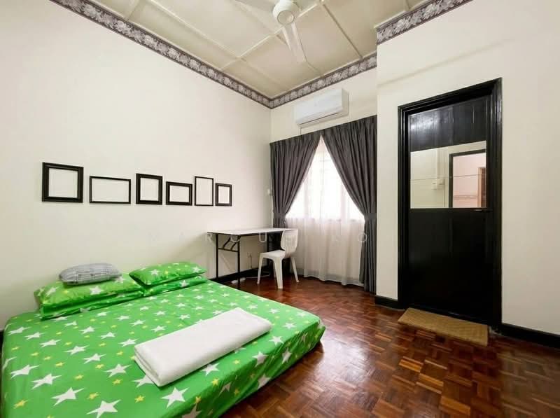 Rumah Teres 2-Tingkat untuk Dijual di Bandar Sri Damansara (Selangor) - Marcus Koh - Bedroom - PropertyGuru.com.my