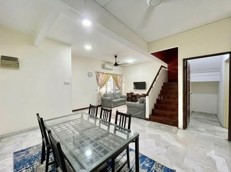 Rumah Teres 2-Tingkat untuk Dijual di Bandar Sri Damansara (Selangor) - Marcus Koh - Living Room - PropertyGuru.com.my