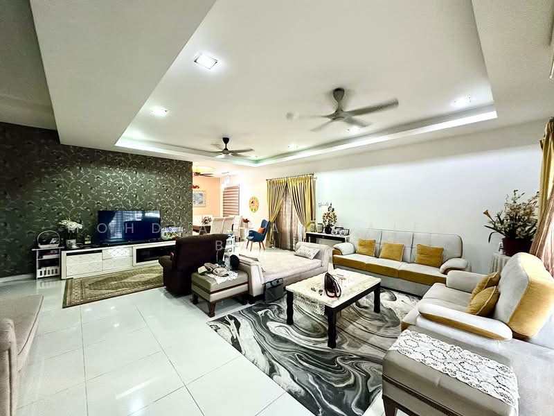 Semi-Detached House for Sale in Taman Saujana Emas (Kajang) - Mohd Aizat Saiful Bahri - Living Room - PropertyGuru.com.my