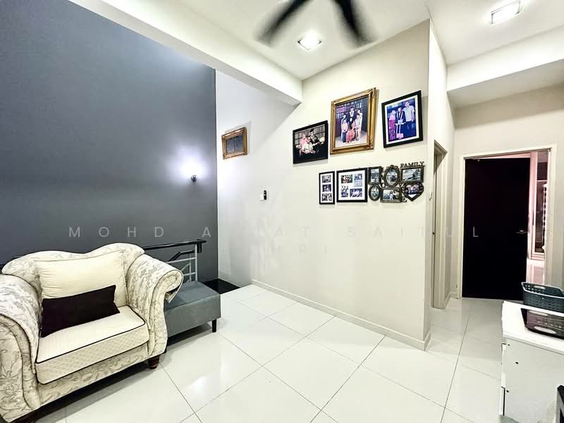 Semi-Detached House for Sale in Taman Saujana Emas (Kajang) - Mohd Aizat Saiful Bahri - Living Room - PropertyGuru.com.my