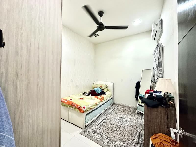 Semi-Detached House for Sale in Taman Saujana Emas (Kajang) - Mohd Aizat Saiful Bahri - Bedroom - PropertyGuru.com.my