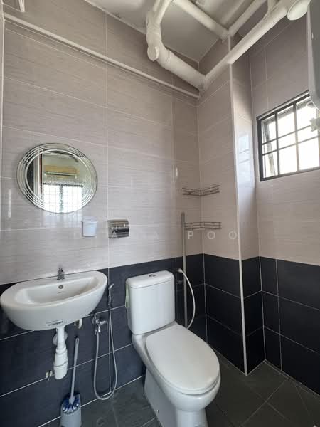 Condominium for Sale at Pandan Court - Diana Poo - Bathroom - PropertyGuru.com.my