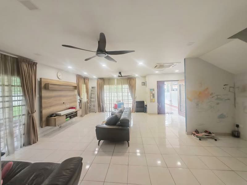 Rumah Teres 2 Tingkat untuk Dijual di Bandar Puteri Puchong (Puchong) - SUNNY YONG - Living Room - PropertyGuru.com.my