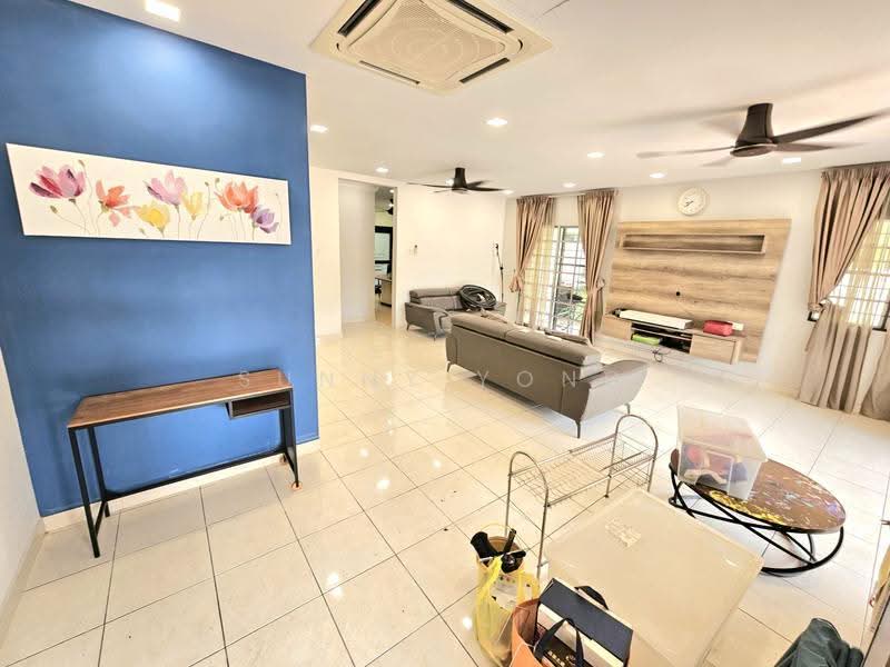 Rumah Teres 2-Tingkat untuk Dijual di Bandar Puteri Puchong (Puchong) - SUNNY YONG - Living Room - PropertyGuru.com.my