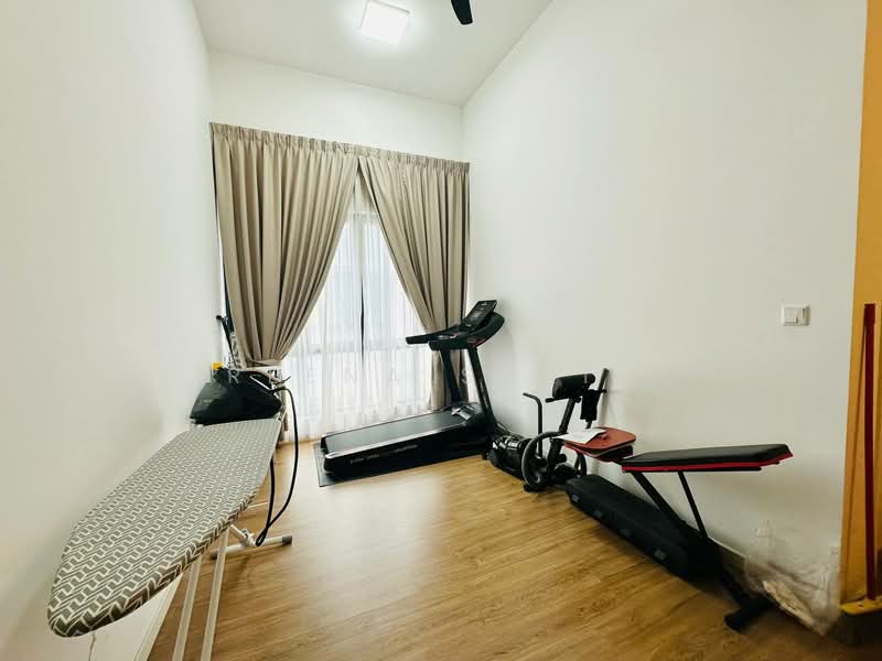Rumah Teres 2 Tingkat untuk Dijual di U12, Taman Cahaya Alam (Shah Alam) - Reena Sarif - Gym - PropertyGuru.com.my