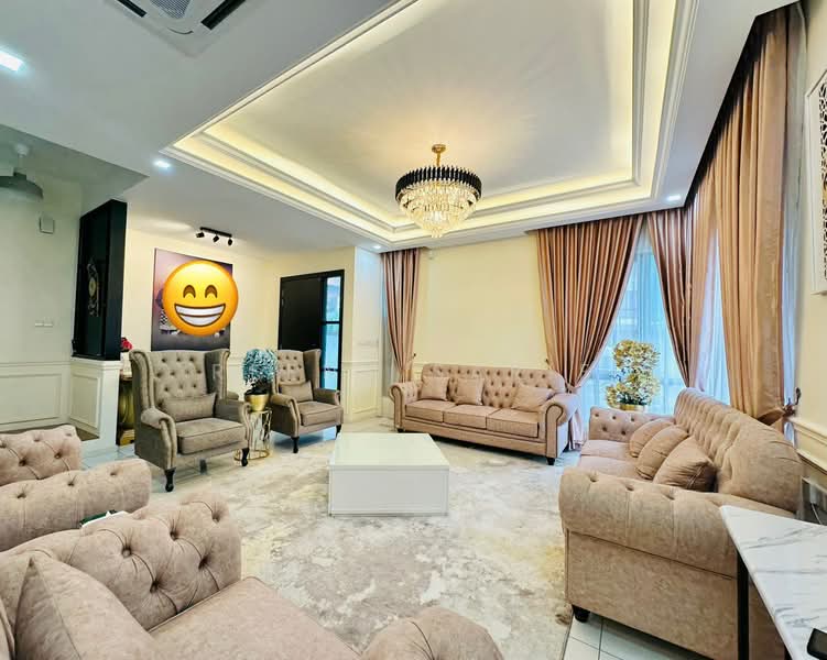 Rumah Teres 2 Tingkat untuk Dijual di U12, Taman Cahaya Alam (Shah Alam) - Reena Sarif - Living Room - PropertyGuru.com.my