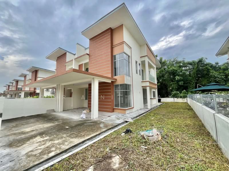 Rumah Berkembar untuk Dijual di Shah Alam (Selangor) - Noor Aini Bt Ayob - PropertyGuru.com.my