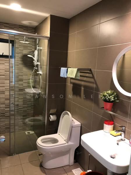 Kondominium untuk Disewa di Parkhill Residence - Hanson Lee - Bathroom - PropertyGuru.com.my
