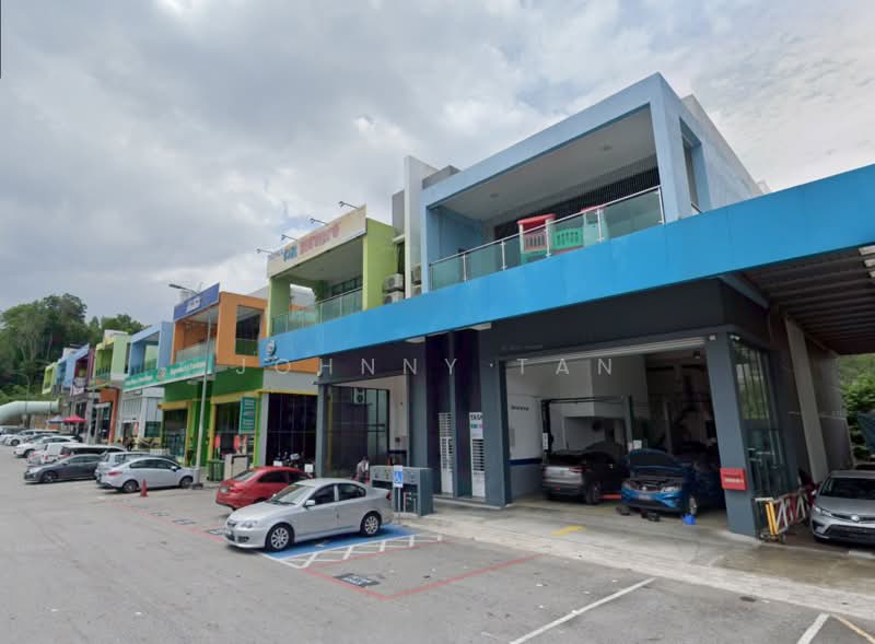 Pejabat Runcit untuk Disewa di Taman Bukit Serdang (Seri Kembangan) - Johnny Tan - Exterior - PropertyGuru.com.my