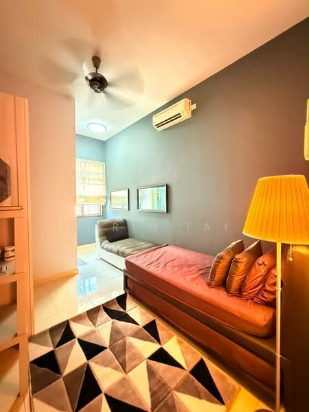Rumah Teres 2 Tingkat untuk Dijual di Taman Kempas Utama (Tebrau) - Caryn Tay - PropertyGuru.com.my
