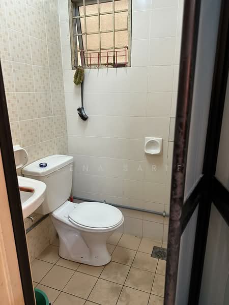 Condominium for Sale at Kondominium Kristal - Reena Sarif - Bathroom - PropertyGuru.com.my