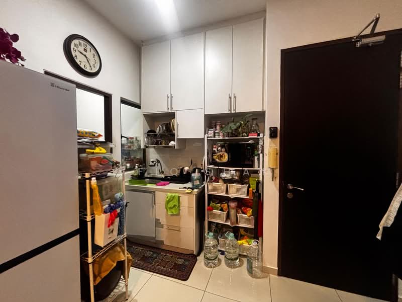 Service Residence for Sale at Seasons Garden Residences - Afiq Sham - Kitchen - PropertyGuru.com.my