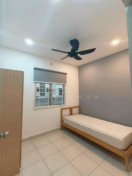 Apartment for Sale at Seri Baiduri - Evan Chan - Bedroom 1 - PropertyGuru.com.my