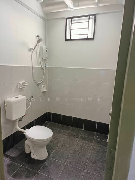Rumah Flat untuk Disewa di PANGSAPURI PULAI MUTIARA 3 - Glenn Twe - Bathroom - PropertyGuru.com.my