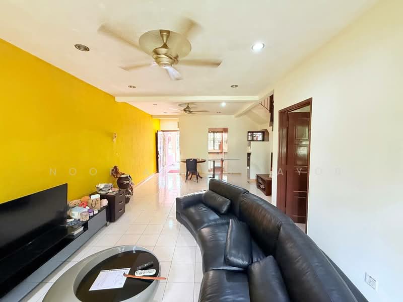 2-storey Terraced House for Sale in Putrajaya (Putrajaya) - Noor Aini Bt Ayob - Living Room - PropertyGuru.com.my