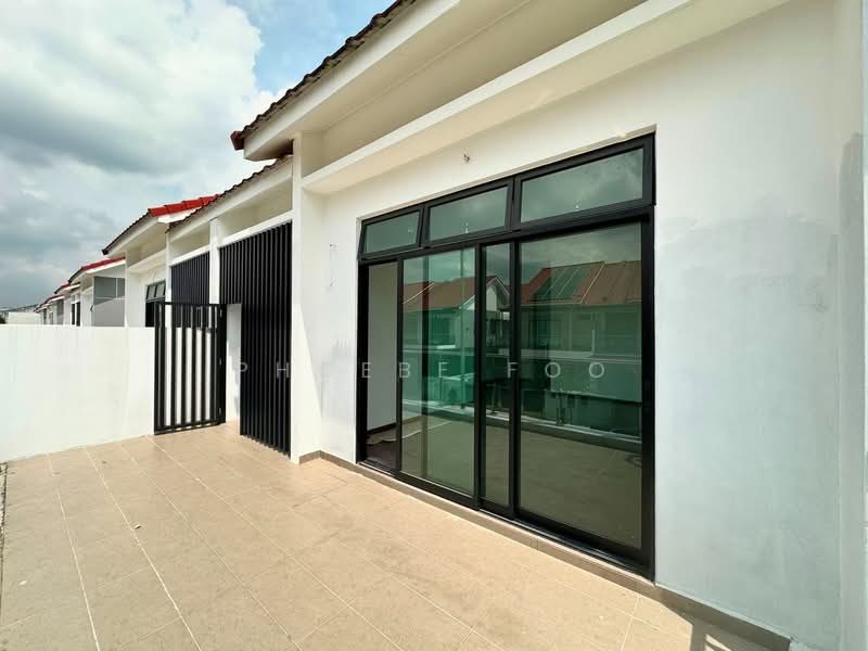 Semi-Detached House for Sale in Taman Mount Austin (Tebrau) - Phoebe Foo - Exterior - PropertyGuru.com.my