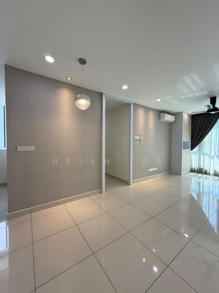 Servis Apartment untuk Dijual di H2O Residences - Helen Tan - Living Room - PropertyGuru.com.my