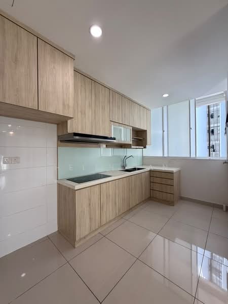 Servis Apartment untuk Dijual di H2O Residences - Helen Tan - Kitchen - PropertyGuru.com.my