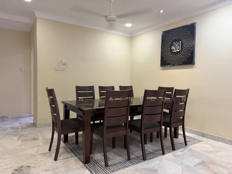 Rumah Teres 2 Tingkat untuk Disewa di Ampang (Selangor) - Irfan Zainuddin - Dining Room - PropertyGuru.com.my
