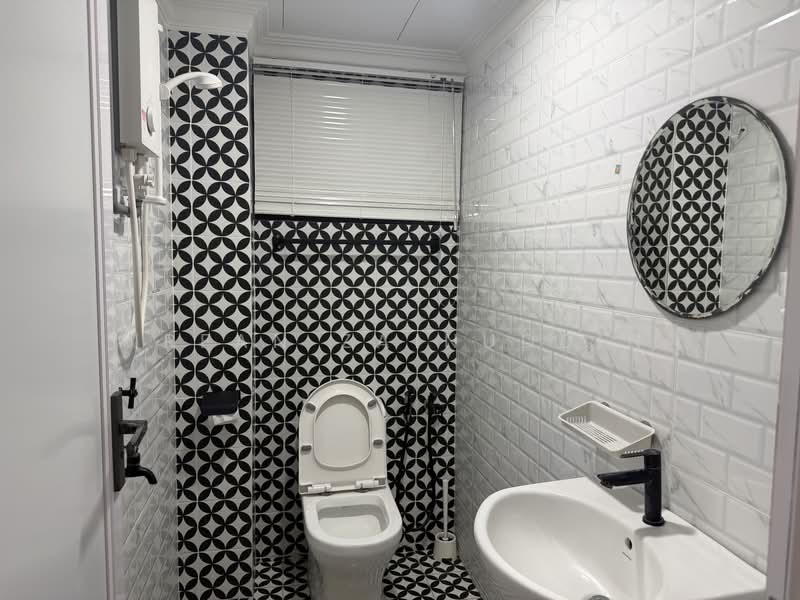 Rumah Teres 2 Tingkat untuk Disewa di Ampang (Selangor) - Irfan Zainuddin - Bathroom - PropertyGuru.com.my