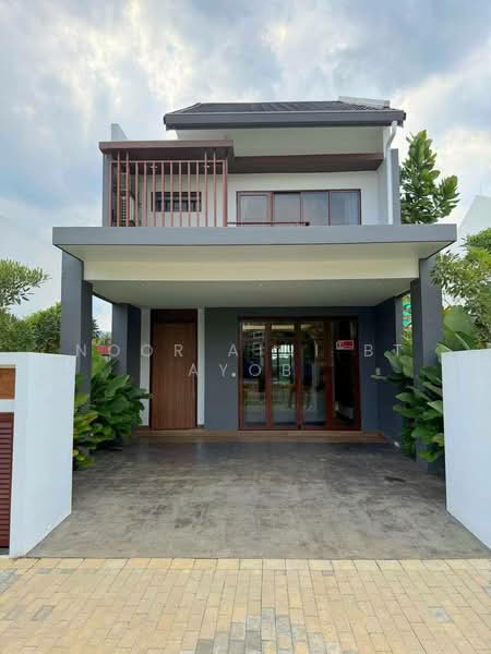 2-storey Terraced House for Sale in Cyberjaya (Selangor) - Noor Aini Bt Ayob - Exterior - PropertyGuru.com.my