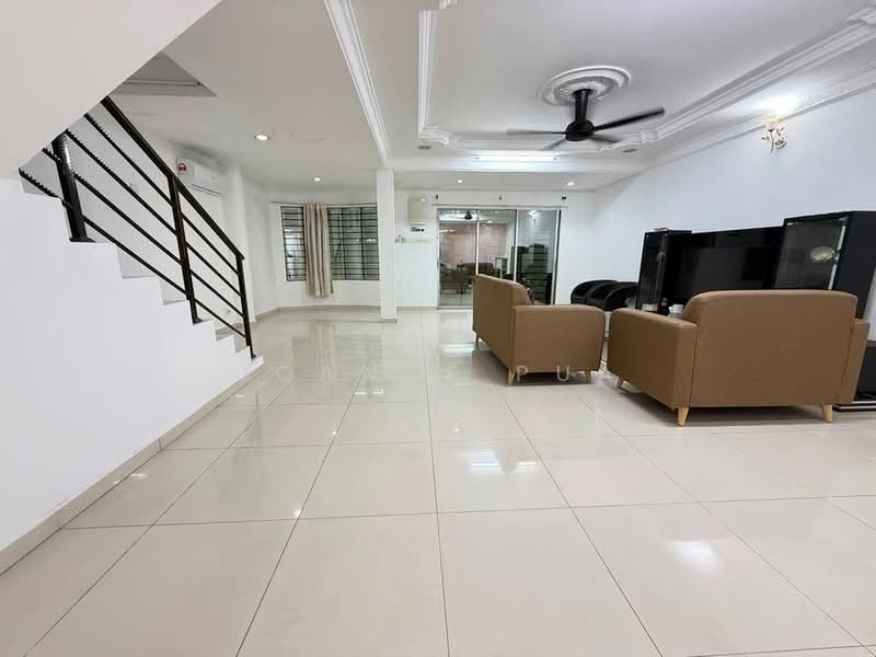Rumah Teres 2 Tingkat untuk Dijual di Bandar Bukit Tinggi (Klang) - Joanne Pua - Living Room - PropertyGuru.com.my