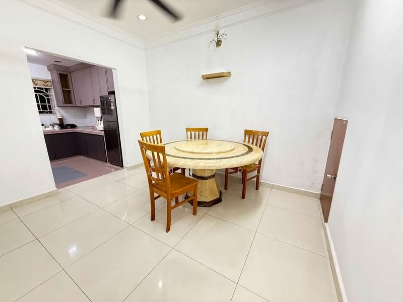 Rumah Teres 2 Tingkat untuk Dijual di Bandar Bukit Tinggi (Klang) - Joanne Pua - Dining Room - PropertyGuru.com.my