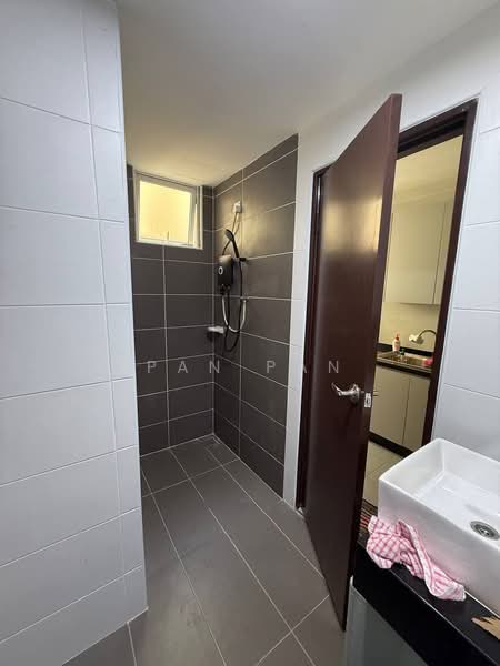 Servis Apartment untuk Disewa di KSL Residence @ Daya - Pan Pan - PropertyGuru.com.my