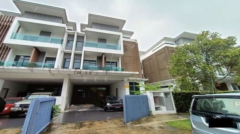 2.5-storey Terraced House for Sale in Puchong (Selangor) - Bee Kim - Exterior - PropertyGuru.com.my