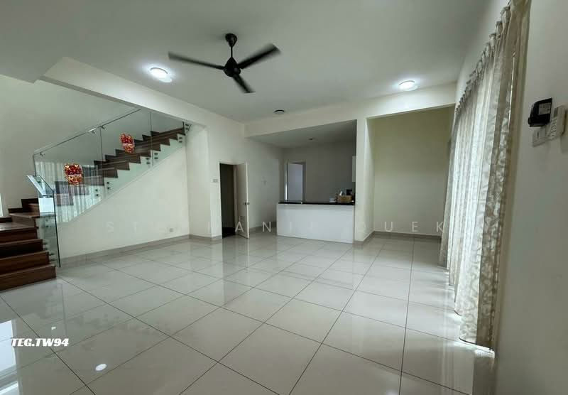 Rumah Banglo untuk Disewa di Bandar Parklands (Klang) - Stephanie Quek - Living Room - PropertyGuru.com.my