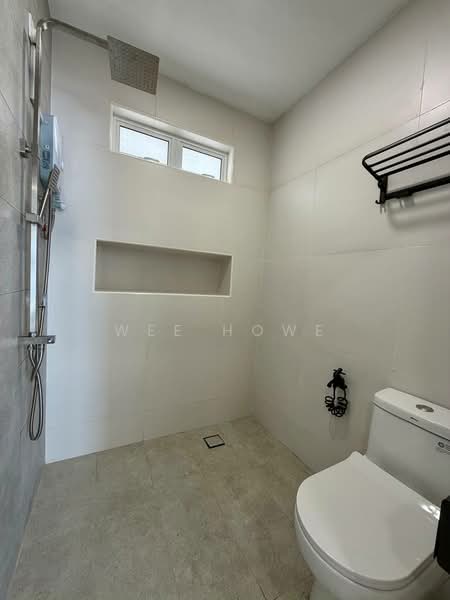 Bungalow for Rent in Taman Abad (Johor Bahru) - Wee Howe - Bathroom - PropertyGuru.com.my