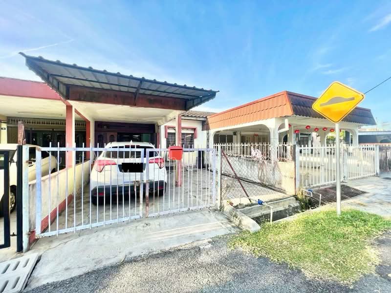 1-storey Terraced House for Sale in Taman Banting Jaya (Banting) - Muhammed Nazri bin Mustapha - Exterior - PropertyGuru.com.my