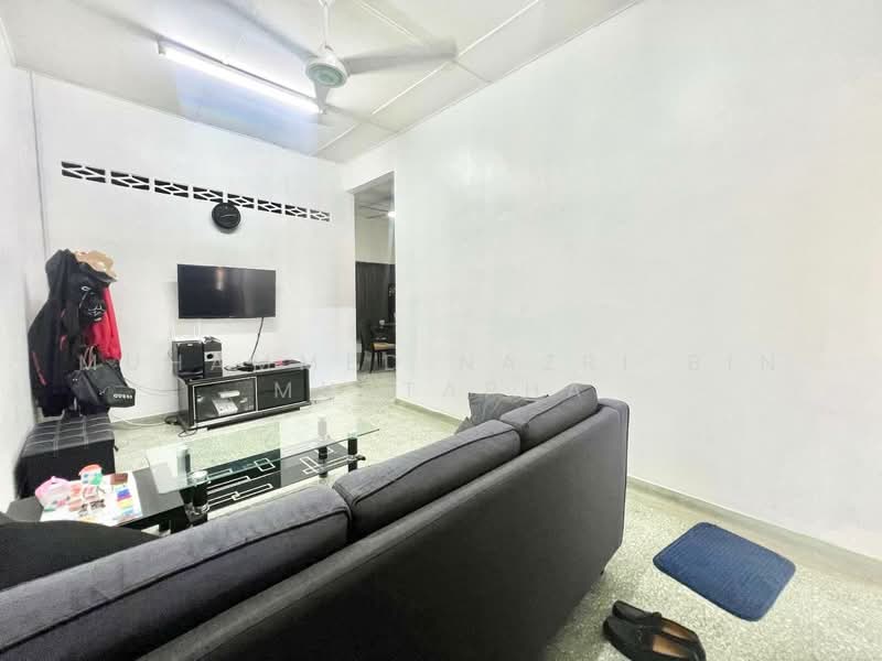 1-storey Terraced House for Sale in Taman Banting Jaya (Banting) - Muhammed Nazri bin Mustapha - Living Room - PropertyGuru.com.my
