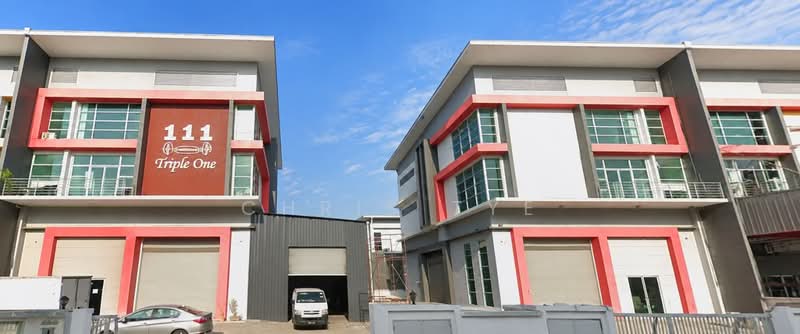 Semi-D Factory for Sale in Alam Perdana Industrial Park (Puchong) - Chris Tye - Exterior - PropertyGuru.com.my