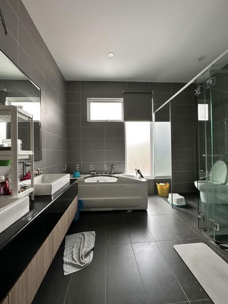Rumah Berkembar untuk Disewa di Setia Eco Park (Setia Alam) - Jess Tee - Bathroom - PropertyGuru.com.my