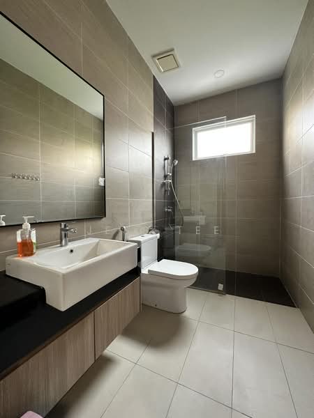 Rumah Berkembar untuk Disewa di Setia Eco Park (Setia Alam) - Jess Tee - Bathroom - PropertyGuru.com.my